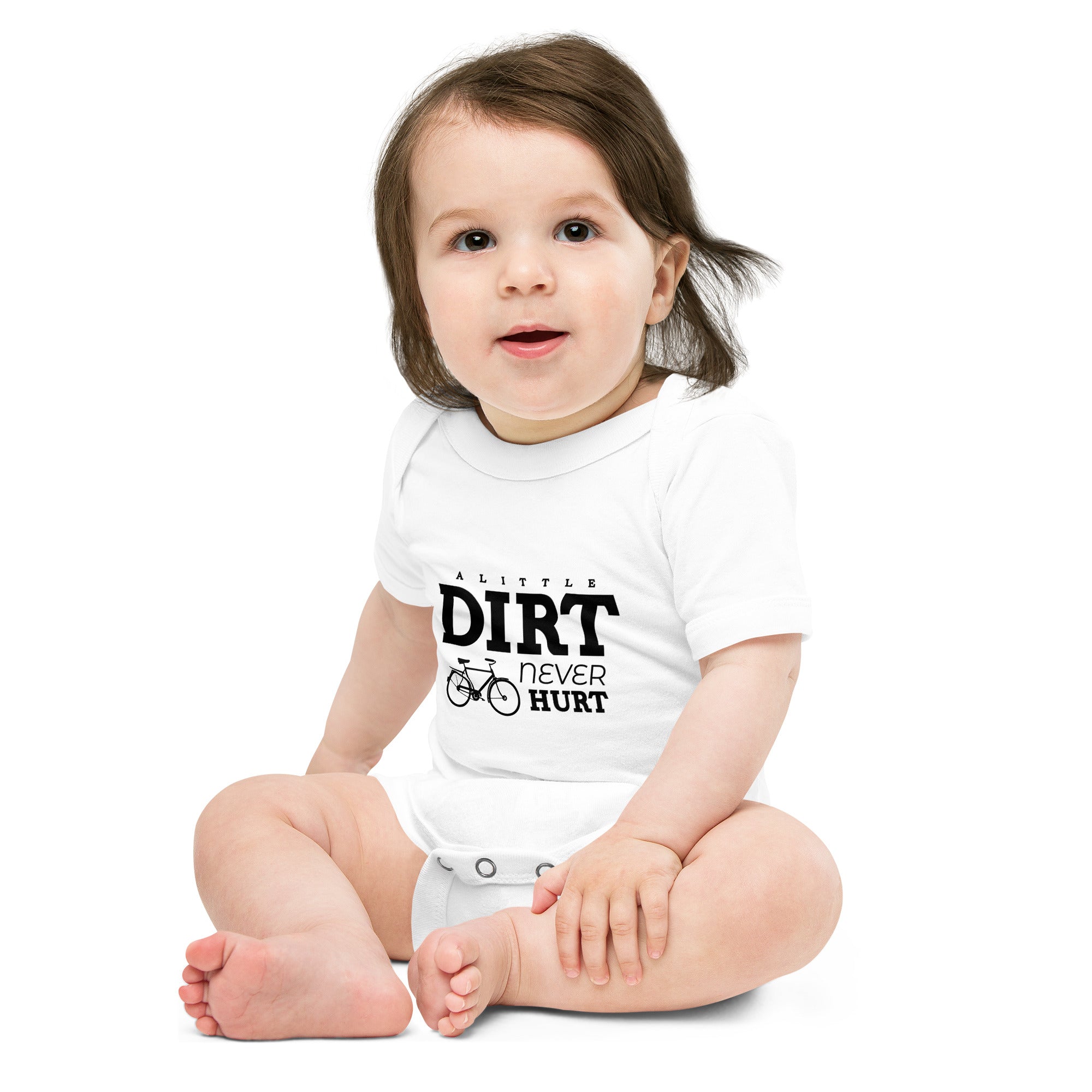 A LITTLE DIRT NEVER HURT - Baby short sleeve one piece