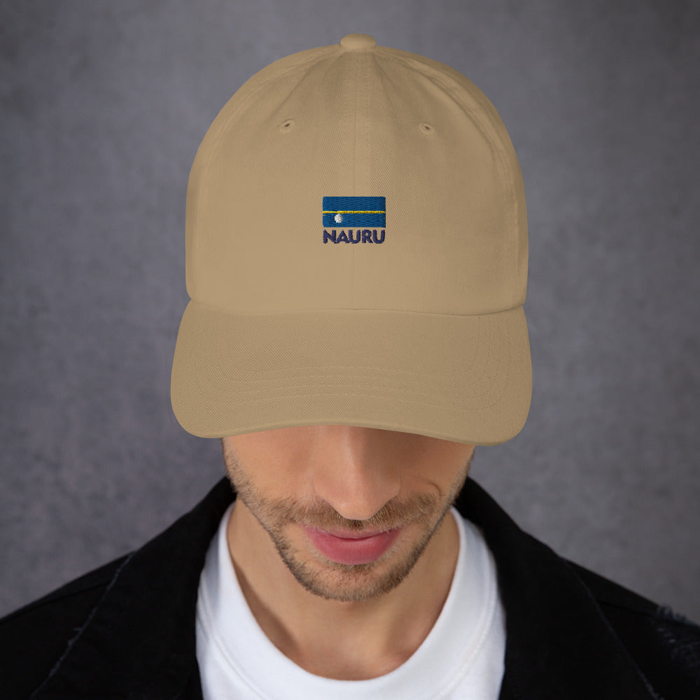 NAURU - Dad hat