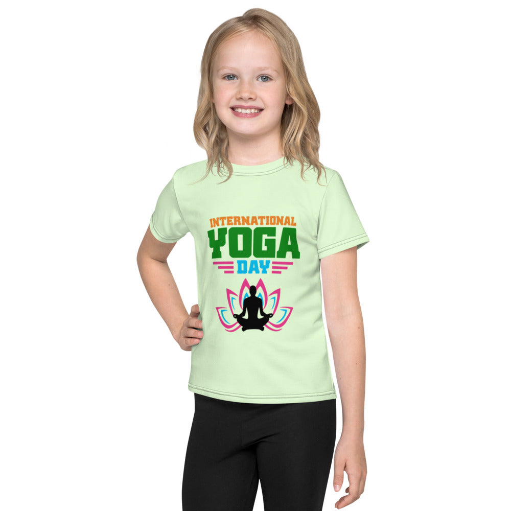 INTERNATIONAL YOGA DAY - Kids crew neck t-shirt