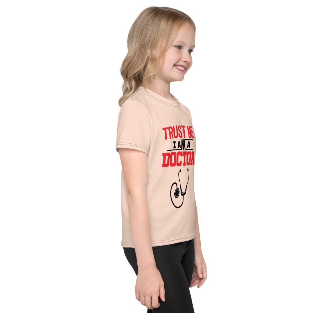 TRUST ME I AM A DOCTOR - Kids crew neck t-shirt