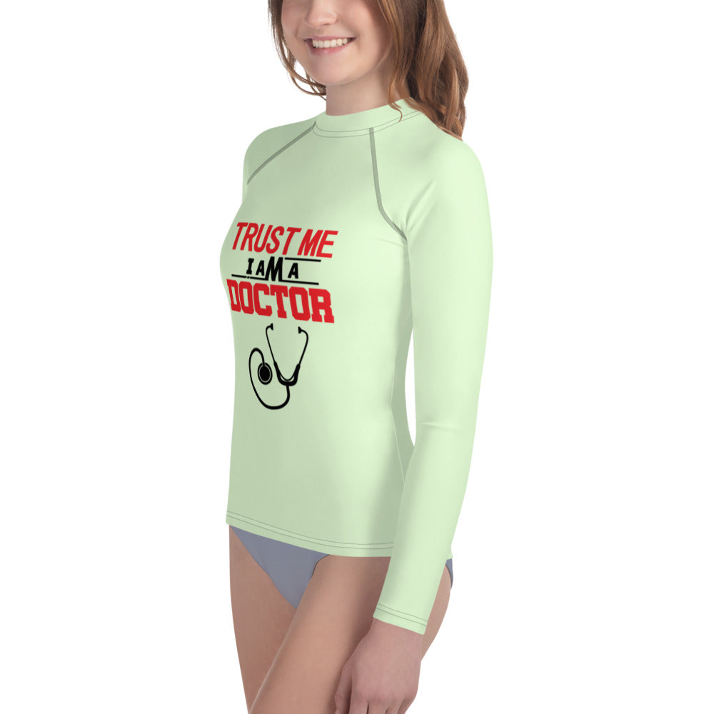 TRUST ME I AM A DOCTOR - Youth Rash Guard