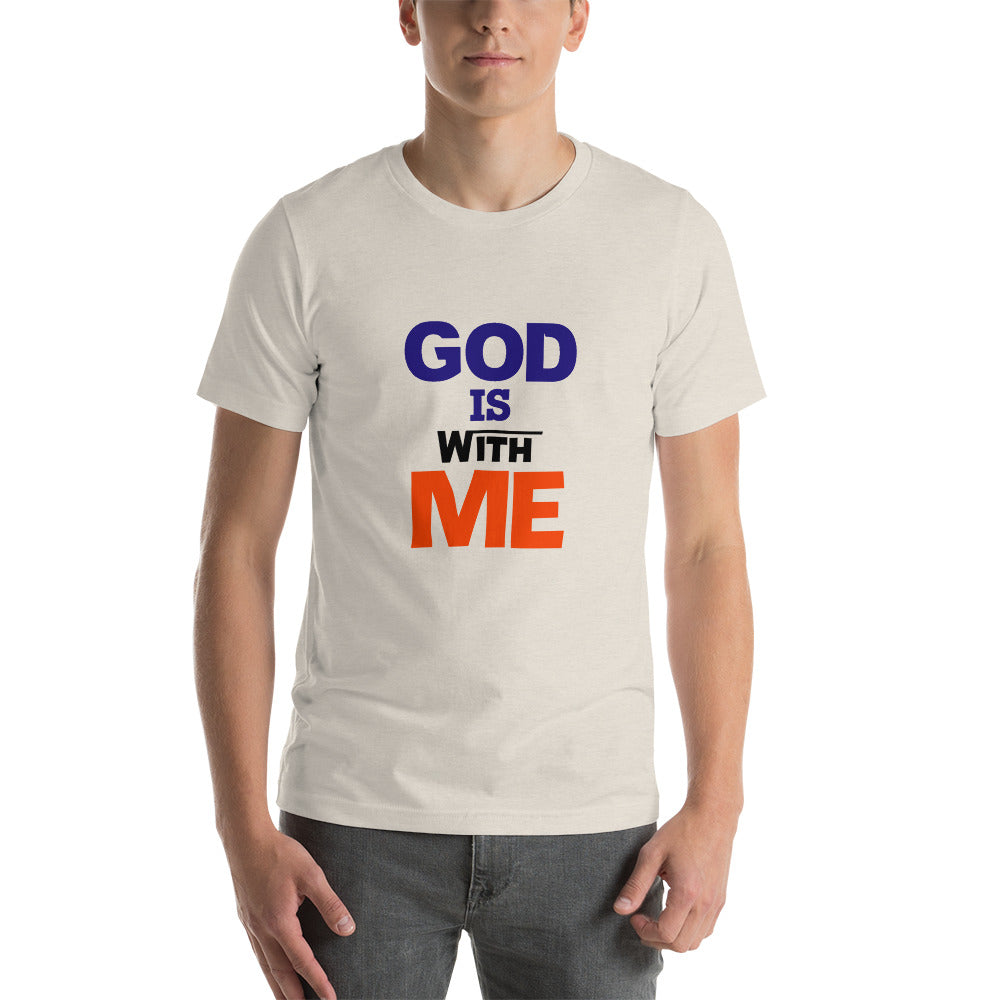 GOD IS WITH ME - Short-sleeve unisex t-shirt